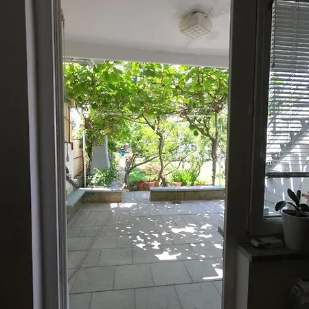 Apartma Dessa Apartment