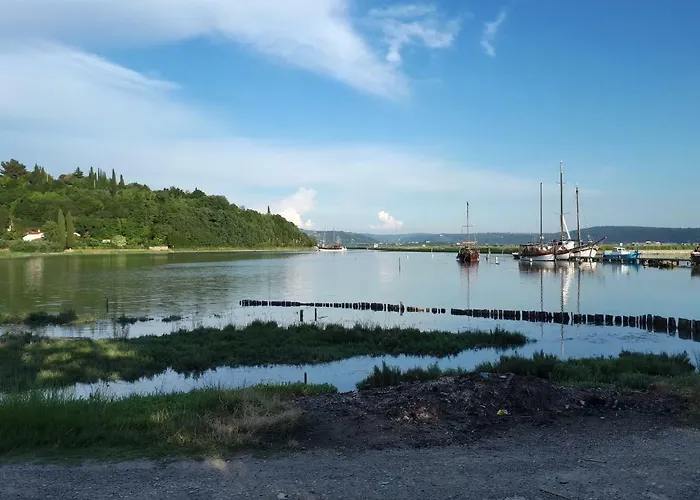 Apartma Dessa ポルトローシュ